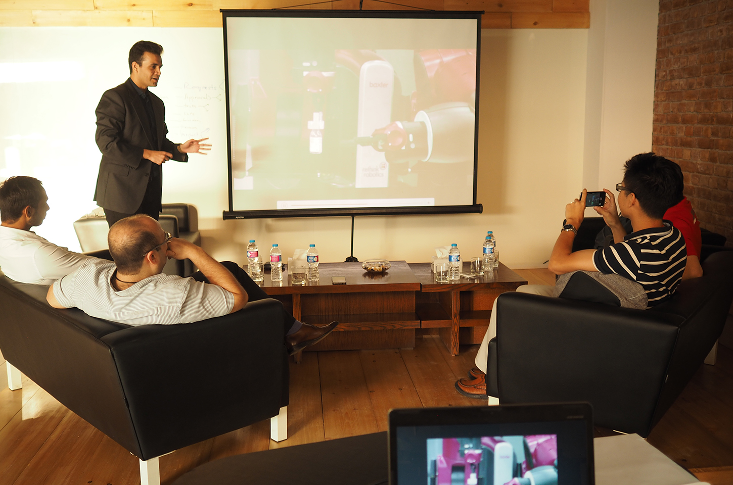 Read more about the article Alibaba Country Manager’s Visit to Nextbridge